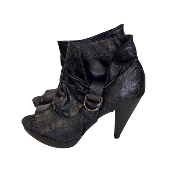 Qupid Black Open Toe Slouchy Ankle Boot - Picture 2 of 12